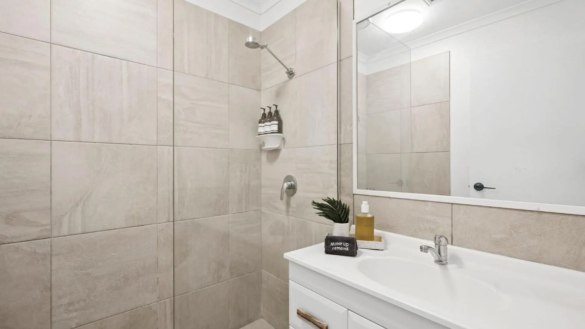 Just Listed! - The Nines Noosa Apartment Noosaville